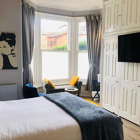Canterbury Accommodations With Free Car Park Onsite And High Speed Wifi المظهر الخارجي الصورة