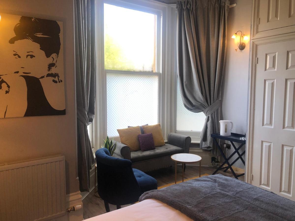 Canterbury Accommodations With Free Car Park Onsite And High Speed Wifi المظهر الخارجي الصورة
