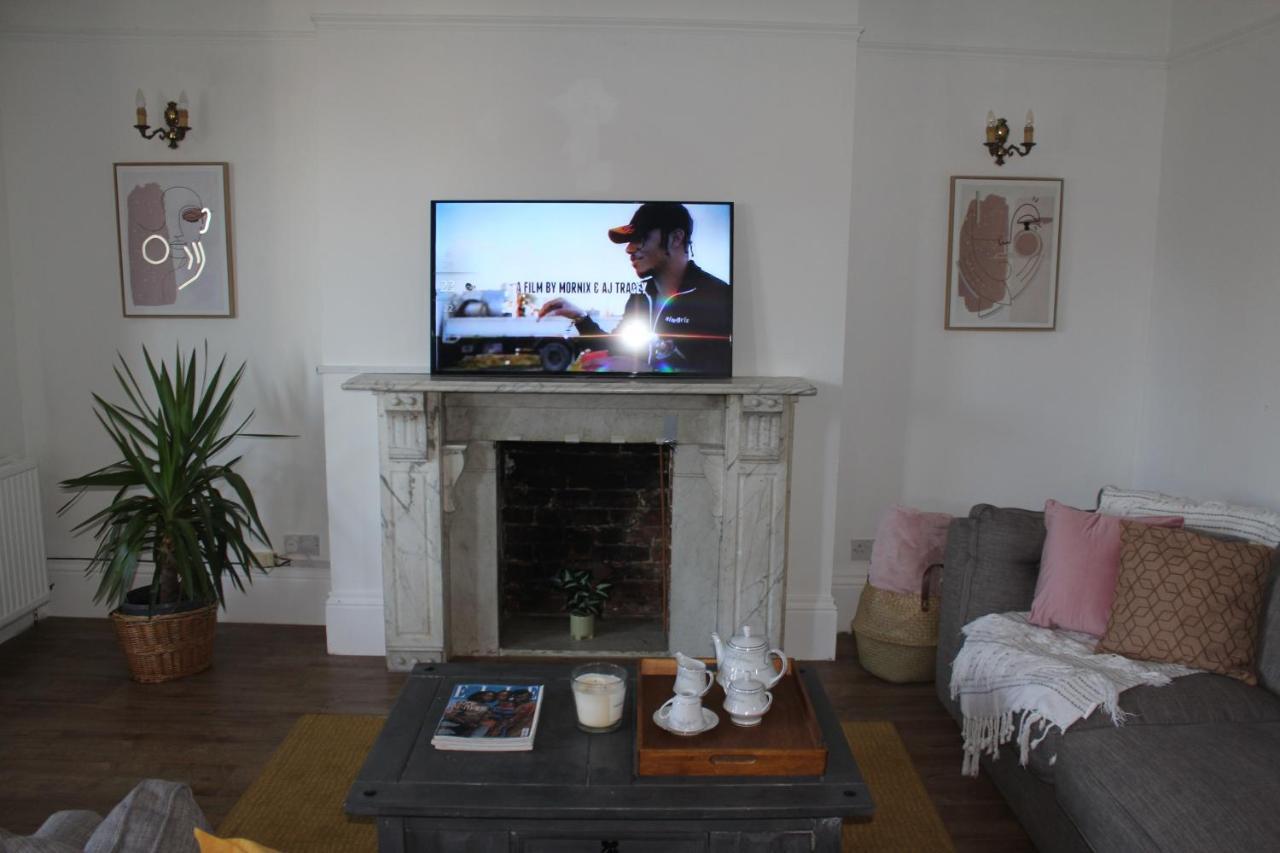 Canterbury Accommodations With Free Car Park Onsite And High Speed Wifi المظهر الخارجي الصورة