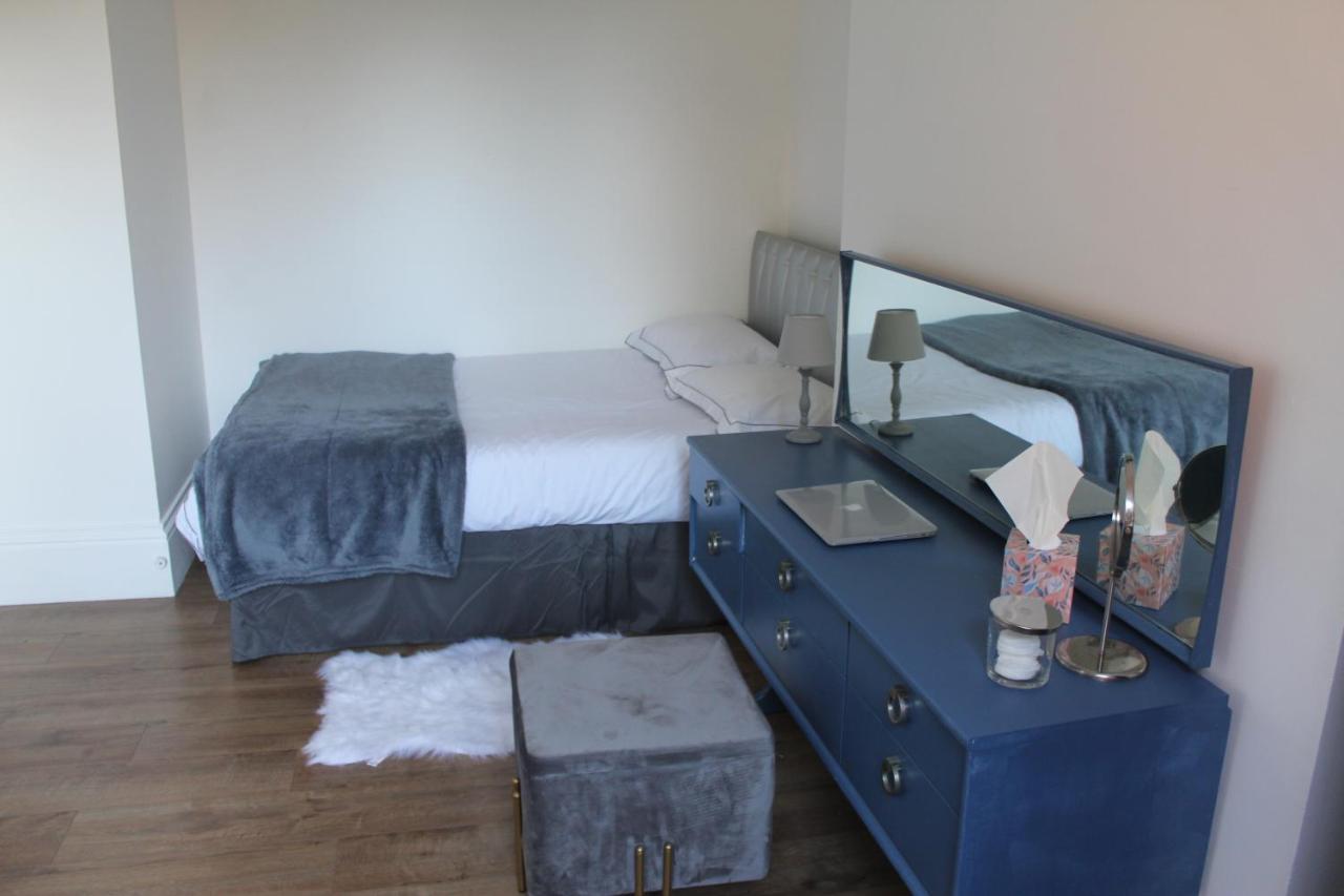 Canterbury Accommodations With Free Car Park Onsite And High Speed Wifi المظهر الخارجي الصورة