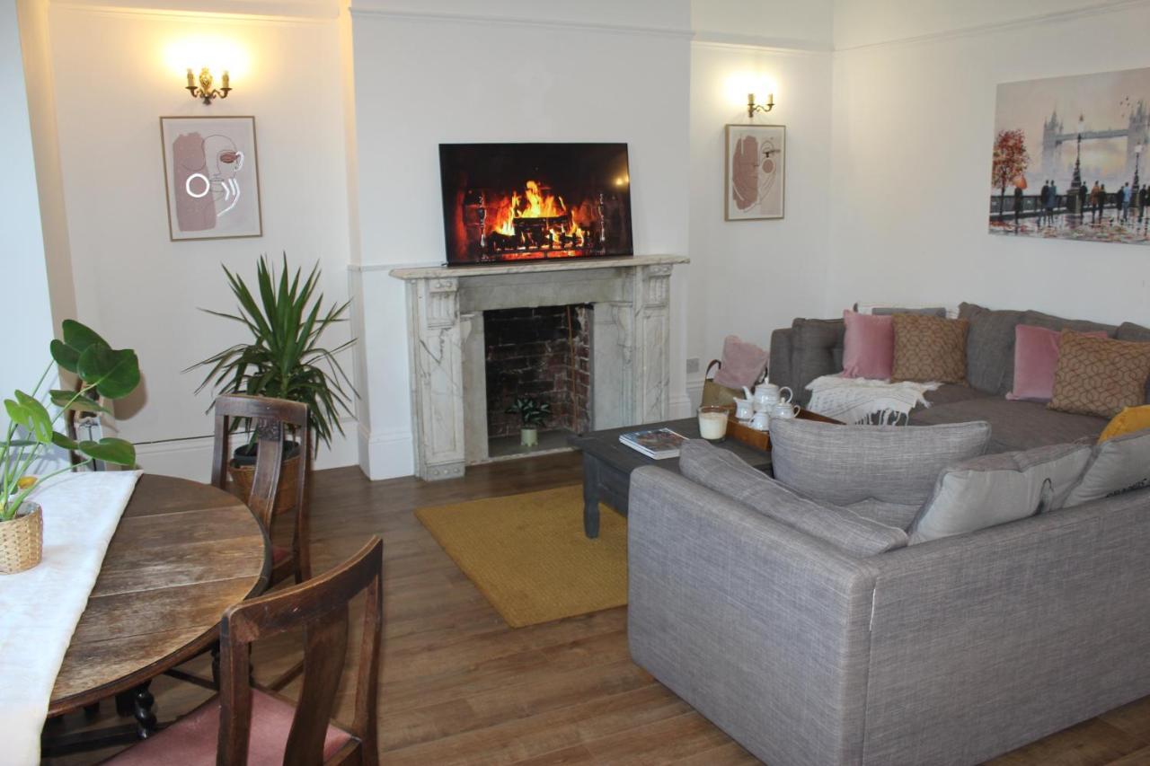 Canterbury Accommodations With Free Car Park Onsite And High Speed Wifi المظهر الخارجي الصورة