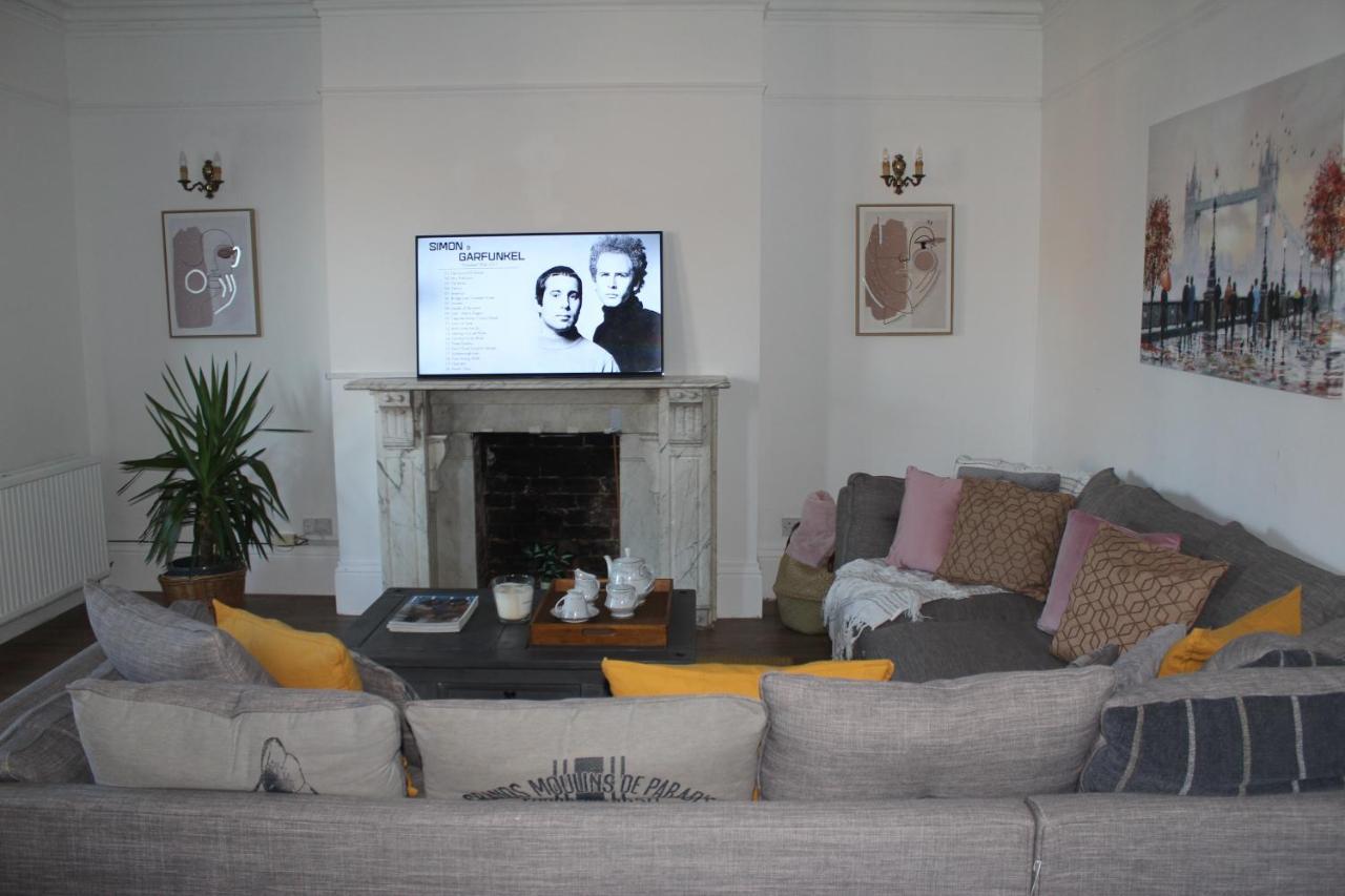Canterbury Accommodations With Free Car Park Onsite And High Speed Wifi المظهر الخارجي الصورة