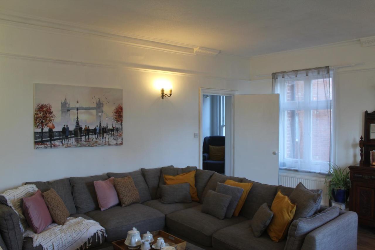 Canterbury Accommodations With Free Car Park Onsite And High Speed Wifi المظهر الخارجي الصورة