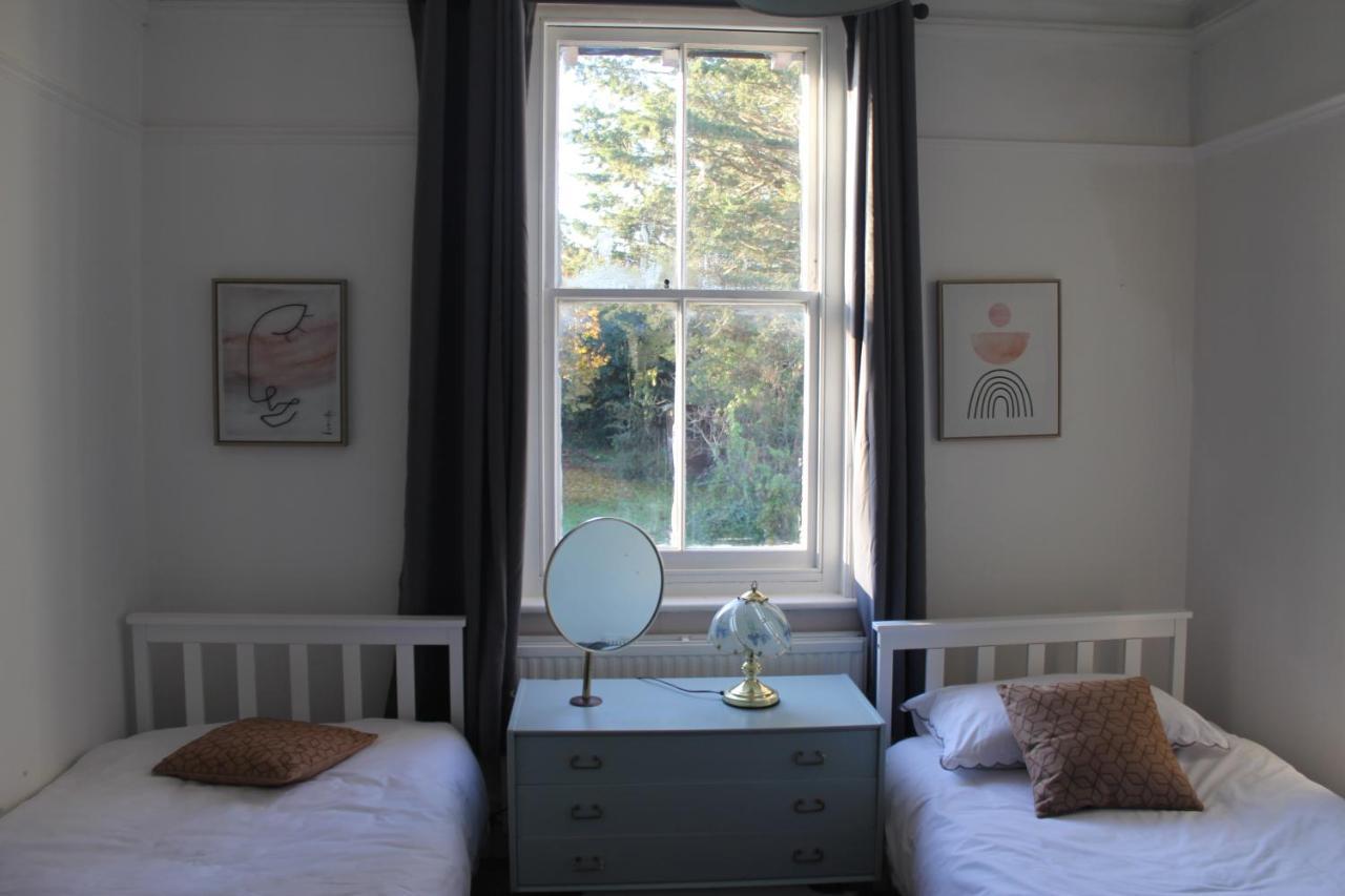 Canterbury Accommodations With Free Car Park Onsite And High Speed Wifi المظهر الخارجي الصورة
